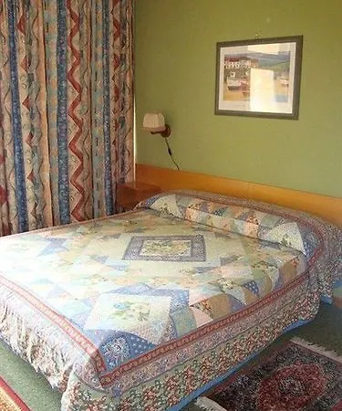 Marita Hotell 2*